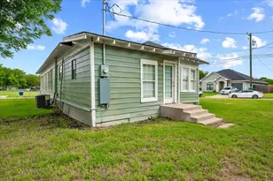 244 Dunlap St, Waxahachie, TX 75165 - Photo 30