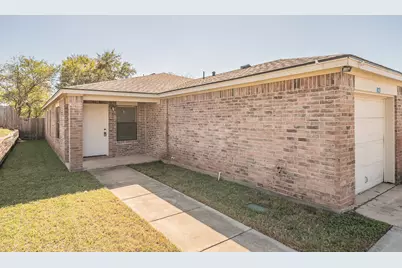 8121 Doreen Avenue, Fort Worth, TX 76116 - Photo 2