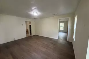 1003 E Main St, Mexia, TX 76667 - Photo 2