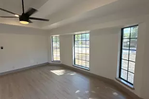 7437 Eccles Dr, Dallas, TX 75227 - Photo 8