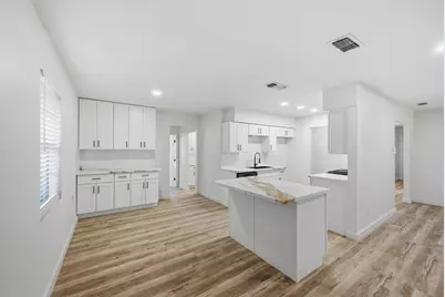 203 Evelyn Street, DeSoto, TX 75115 - Photo 10