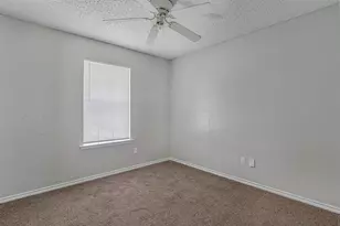 833 Springhill Dr, Burleson, TX 76028 - Photo 18