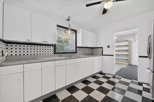 1029 Coit St, Denton, TX 76201 - Photo 6
