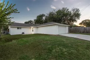 4025 Tacoma St, Irving, TX 75062 - Photo 28