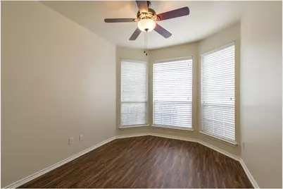 5000 Royal Burgess Drive, Fort Worth, TX 76135 - Photo 16