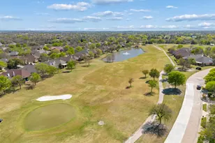 379 Southern Hills Dr, Fairview, TX 75069 - Photo 2