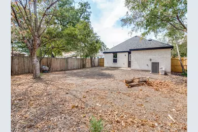 4220 Hamilton Avenue, Dallas, TX 75210 - Photo 18