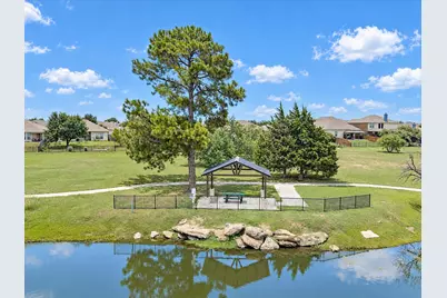 909 Longhorn Drive, Aubrey, TX 76227 - Photo 38