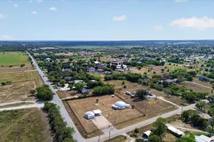9530 Johns Rd, Alvarado, TX 76009 - Photo 2