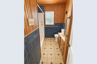 512 E Charles Street, Riesel, TX 76682 - Photo 10