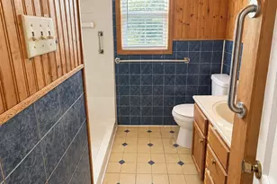 512 E Charles St, Riesel, TX 76682 - Photo 10