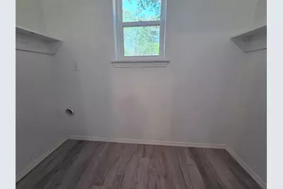 912 W Main Street, Quinlan, TX 75474 - Photo 8
