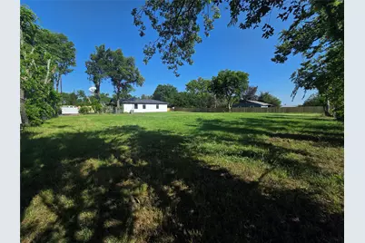 912 W Main Street, Quinlan, TX 75474 - Photo 2