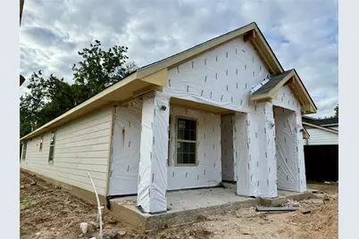 427 32nd Street, Grand Prairie, TX 75050 - Photo 2