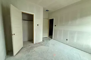 427 32nd St, Grand Prairie, TX 75050 - Photo 10