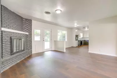 128 SE Robert Street, Burleson, TX 76028 - Photo 10