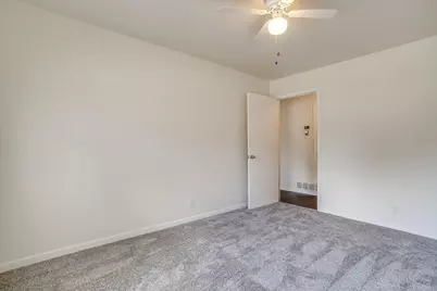 128 SE Robert Street, Burleson, TX 76028 - Photo 18