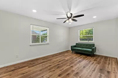 421 Dearborn Street, Waco, TX 76704 - Photo 8