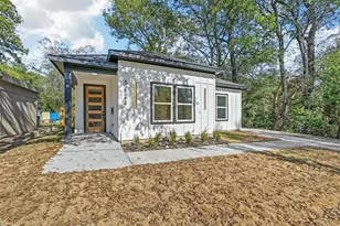 5424 Bourquin St, Dallas, TX 75210 - Photo 2