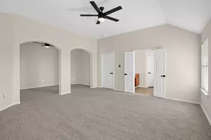6408 Canyon Lake Dr, Dallas, TX 75249 - Photo 24