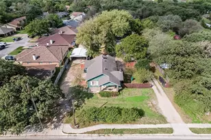 2424 Handley Dr, Fort Worth, TX 76112 - Photo 1
