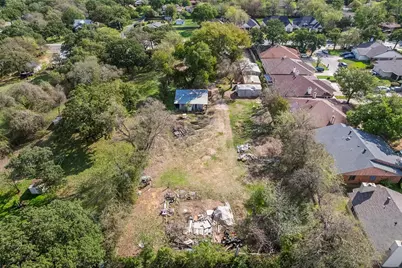2424 Handley Drive, Fort Worth, TX 76112 - Photo 12