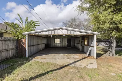 2424 Handley Drive, Fort Worth, TX 76112 - Photo 18