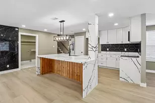 10711 Cromwell Dr, Dallas, TX 75229 - Photo 16