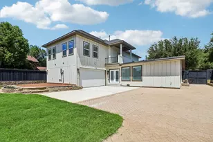 10711 Cromwell Dr, Dallas, TX 75229 - Photo 40