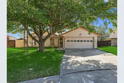 725 Southridge Court, Grand Prairie, TX 75052 - Photo 2