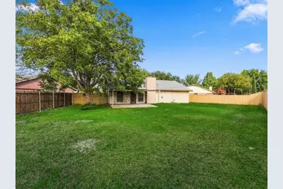 725 Southridge Court, Grand Prairie, TX 75052 - Photo 18