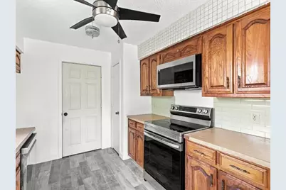 725 Southridge Court, Grand Prairie, TX 75052 - Photo 6