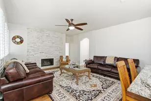 3852 Harrison Dr, Carrollton, TX 75010 - Photo 12