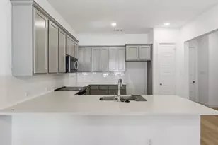 2825 Stanley Ave, Fort Worth, TX 76110 - Photo 12