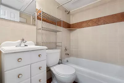 1207 W Wall Street #4, Grapevine, TX 76051 - Photo 16
