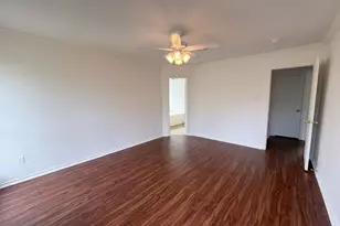 208 Comanche Trail, Alvarado, TX 76009 - Photo 10
