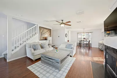 220 Sunset Oaks Drive, Fort Worth, TX 76112 - Photo 6