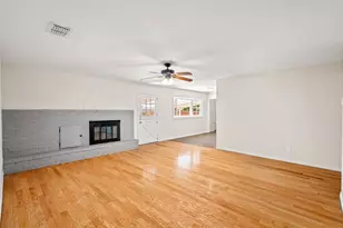407 John Arden Dr, Waxahachie, TX 75165 - Photo 10
