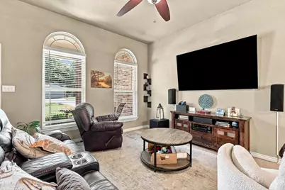 230 Oakwood Circle, Shady Shores, TX 76208 - Photo 4