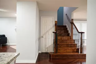 5440 Kleberg Dr, Grand Prairie, TX 75052 - Photo 12