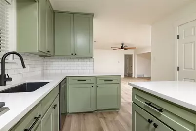 102 Juniper Street, Mansfield, TX 76063 - Photo 22