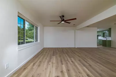 102 Juniper Street, Mansfield, TX 76063 - Photo 6