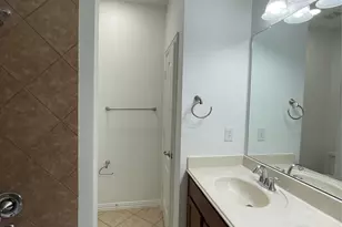1944 Loma Linda Dr, Irving, TX 75063 - Photo 22