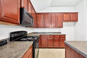 8448 Little Fawn Ln, Dallas, TX 75249 - Photo 14