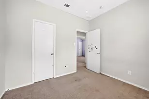8448 Little Fawn Ln, Dallas, TX 75249 - Photo 26