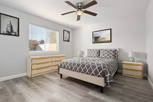 1205 Denmark St, Grand Prairie, TX 75050 - Photo 20