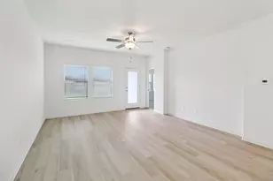 207 Decoursey Dr, Princeton, TX 75071 - Photo 6
