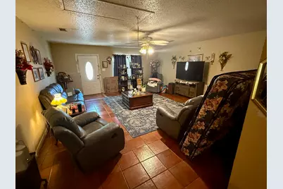 420 Allencrest Drive, White Settlement, TX 76108 - Photo 4