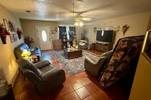 420 Allencrest Dr, White Settlement, TX 76108 - Photo 4