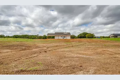 1024 Rays Way, Weatherford, TX 76085 - Photo 36